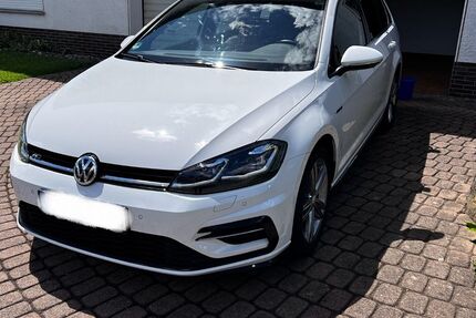 VW Golf 99.000 km 15.900 € Bad Endbach 35080