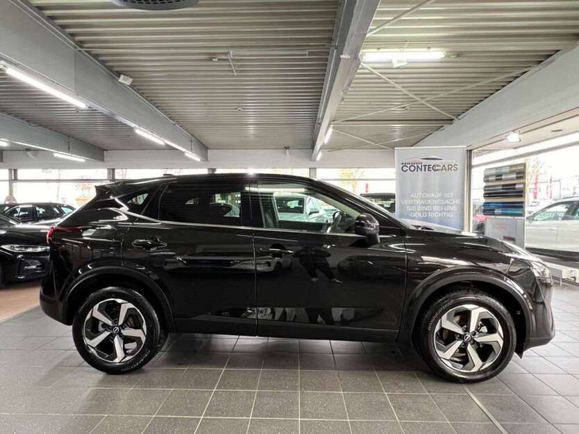 Nissan Qashqai 9.863 km 25.400 € Werl 59457