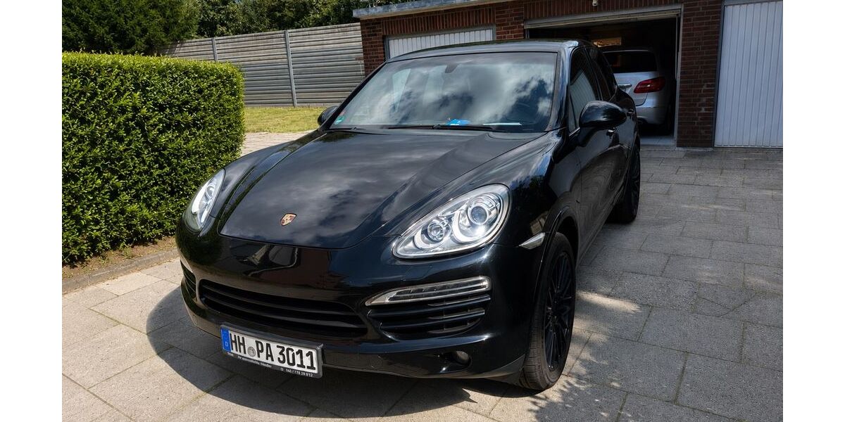 Porsche Cayenne 260.490 km 15.700 &euro; Hamburg 22045