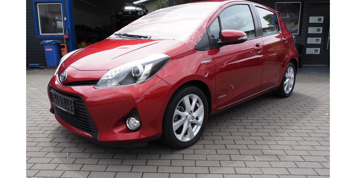 Toyota Yaris 84.000 km 6.290 &euro; Idar-Oberstein 55743