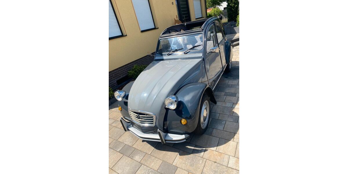 Citroen 2 CV 140.000 km 13.600 &euro; Niederkassel 53859