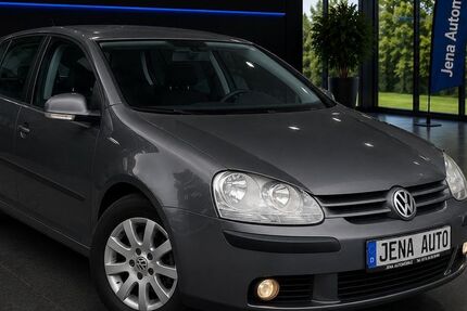 VW Golf 214.697 km 3.799 &euro; Hamburg 22149