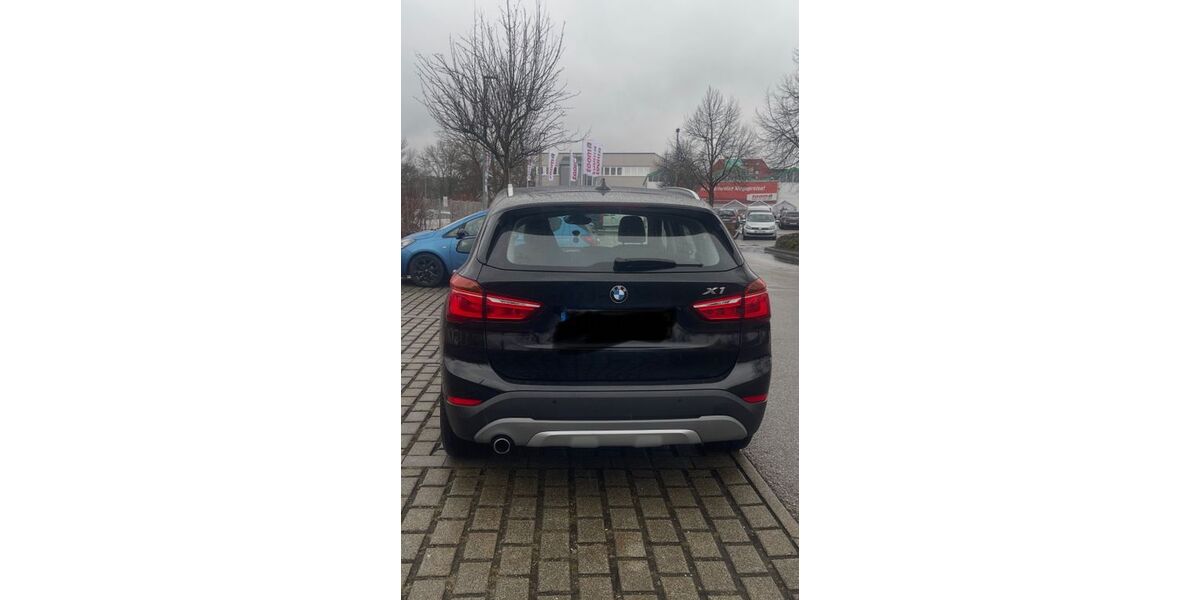 BMW X1 177.000 km 12.500 &euro; Kirchheim unter teck 73230