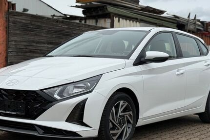 Hyundai i20 22.718 km 16.500 &euro; Rehlingen-Siersburg 66780