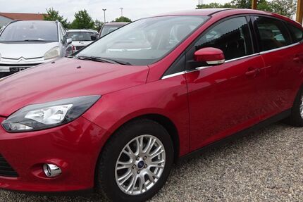 Ford Focus 142.624 km 3.500 &euro; Dresden 01219