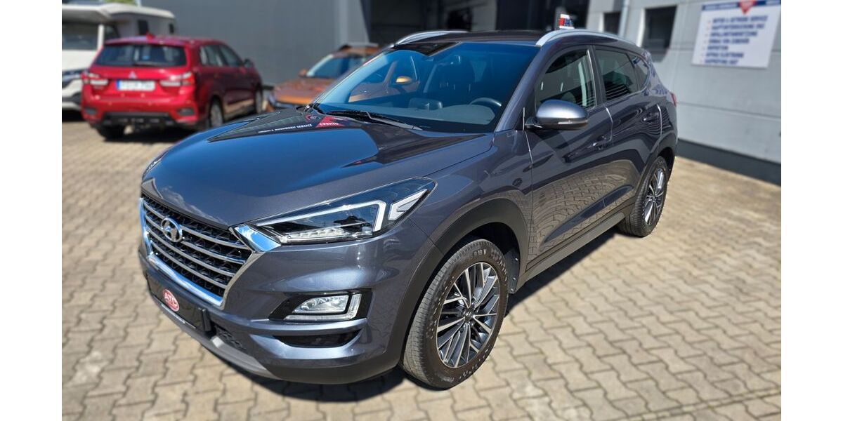 Hyundai TUCSON 96.948 km 19.990 &euro; Sandhausen 69207
