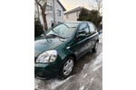 Toyota Yaris 120.000 km 3.200 &euro; Berlin 10178