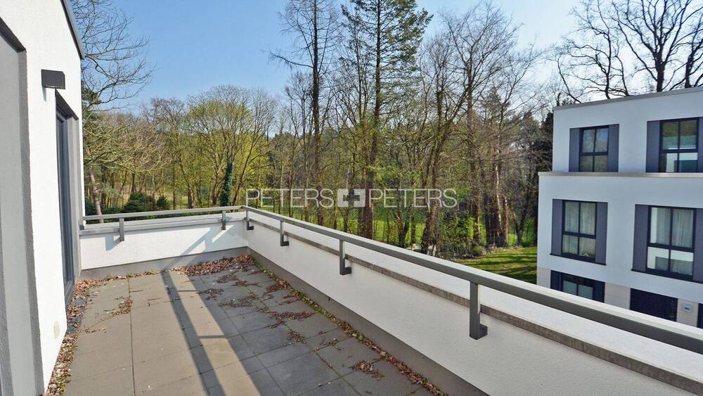 Doppelhaushälfte Hamburg Rissen - 4 Zimmer, 165 m&sup2;, 2.749&euro; | Angebot:26904226