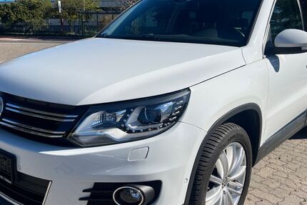 VW Tiguan 68.000 km 18.900 &euro; Buxtehude 21614