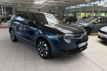 Opel Grandland (X) 3.280 km 32.990 &euro; Wilhelmshaven 26389