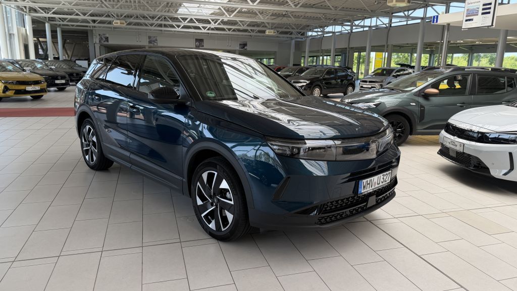 Opel Grandland (X) 3.280 km 32.990 &euro; Wilhelmshaven 26389