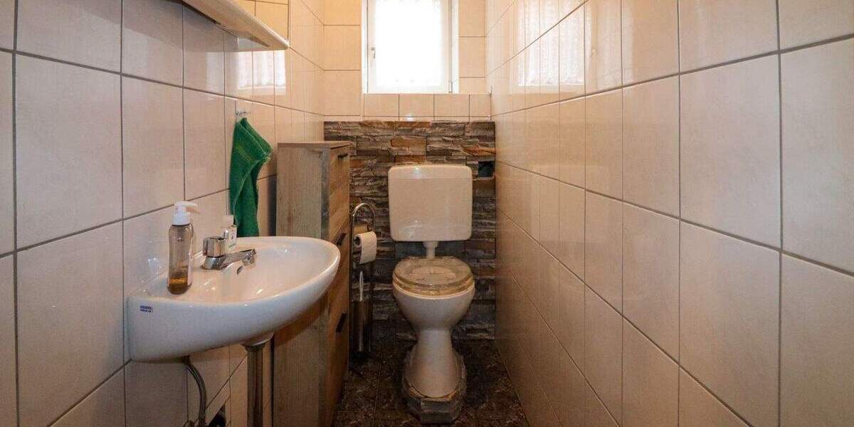 Etagenwohnung Grevenbroich Wevelinghoven - 3 Zimmer, 100 m&sup2;, 249.000&euro; | Angebot:25249703