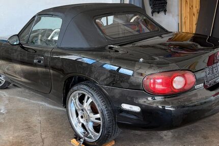 Mazda MX-5 174.415 km 4.200 € Neustadt an der Weinstraße 67434