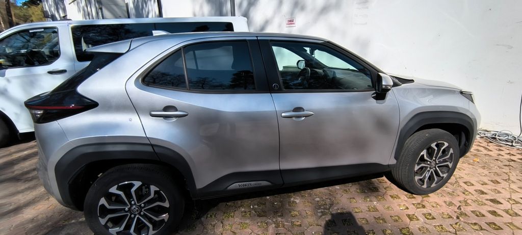 Toyota Yaris Cross 19.000 km 24.600 &euro; Weilerbach 67685