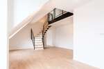 Erstbezug! Traumhafte 2,5-Zi.-DG-Wohnung mit Galerie, Dachterrasse & TG-Stellplatz, provisionsfrei
