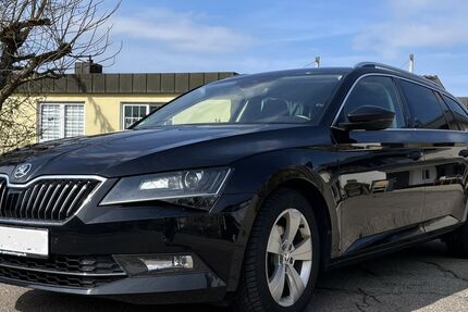 Skoda Superb 111.700 km 19.900 &euro; Finsing 85464