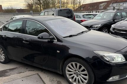 Opel Insignia 220.000 km 3.499 &euro; Detmold 32758