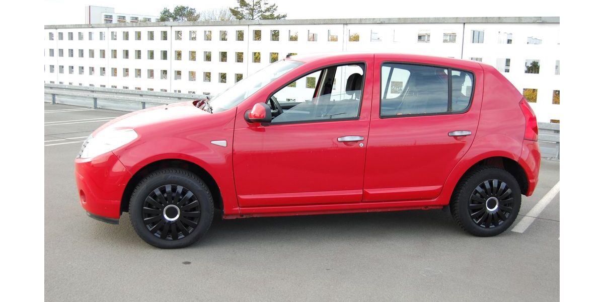 Dacia Sandero 70.900 km 2.999 &euro; Berlin 13435