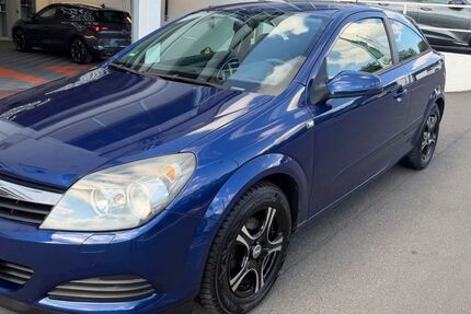 Opel Astra 135.000 km 1.999 &euro; Daun 54550