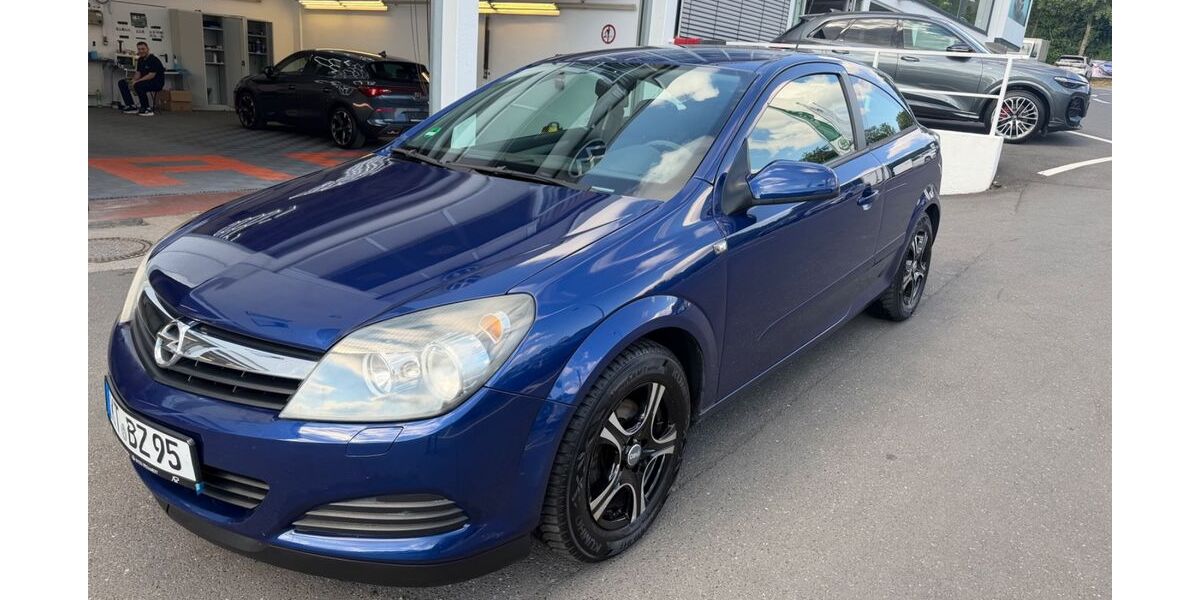 Opel Astra 135.000 km 1.999 &euro; Daun 54550