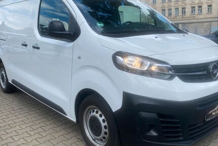 Opel Vivaro 114.007 km 14.690 € Fürth-Bayern 90763