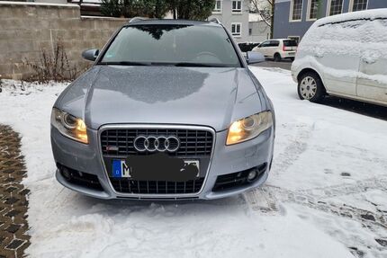 Audi A4 213.000 km 2.900 &euro; Lüdenscheid 58509