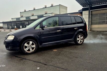 VW Touran 313.521 km 2.500 &euro; Syke 28857