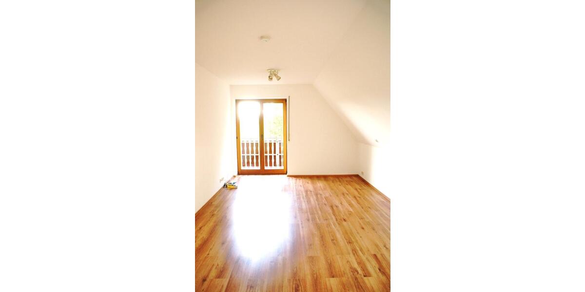 Etagenwohnung Bönningstedt - 2 Zimmer, 90 m&sup2;, 1.100&euro; | Angebot:26415335