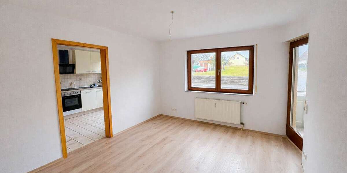 Etagenwohnung Straubenhardt / Feldrennach Feldrennach - 3 Zimmer, 90 m&sup2;, 240.000&euro; | Angebot:26503287