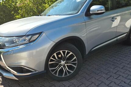 Mitsubishi Outlander 166.500 km 10.980 &euro; Linsengericht 63589