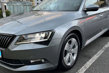 Skoda Superb 104.900 km 18.700 &euro; Fürth 90763