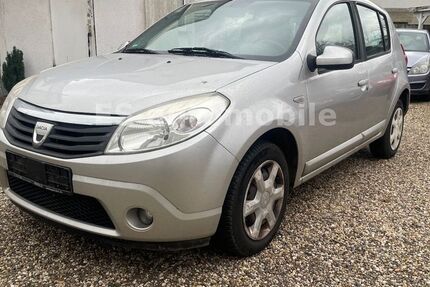 Dacia Sandero 196.000 km 1.300 &euro; Duisburg 47167