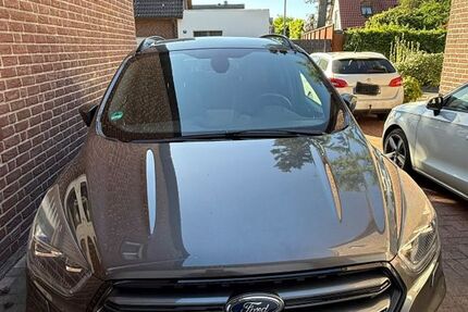 Ford Kuga 86.000 km 14.999 &euro; Xanten 46509