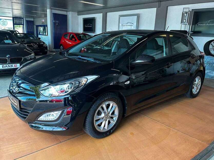 i30