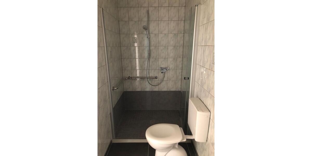 Erdgeschoßwohnung Aachen Aachen-Mitte - 2.5 Zimmer, 90 m&sup2;, 1.000&euro; | Angebot:25920042