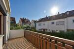 Charmantes, modernisiertes Reihenhaus mit Garten, Balkon & Garage - in Stuttgart-Altenburg