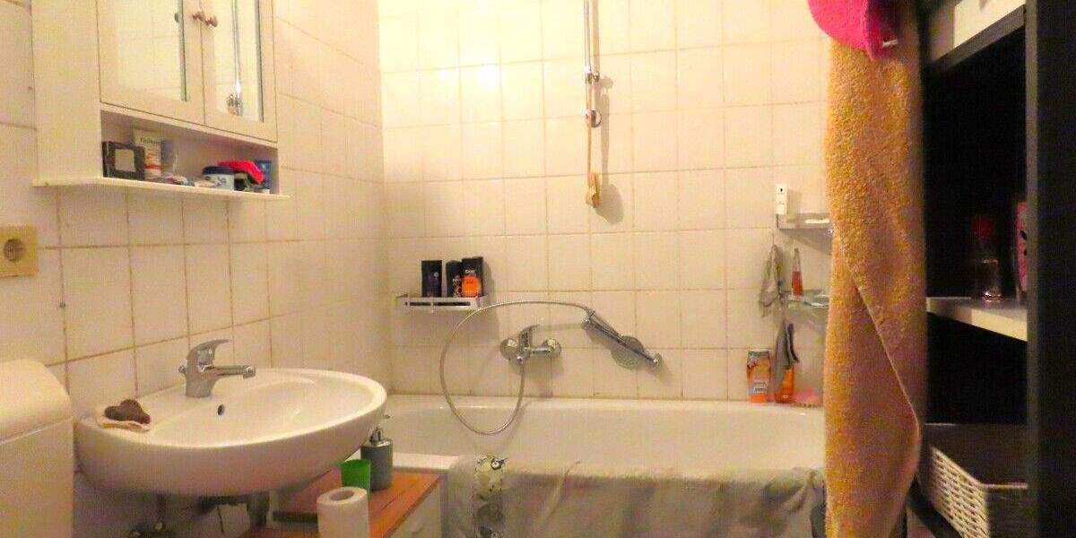 Etagenwohnung Seehausen - 3 Zimmer, 66 m&sup2;, 55.000&euro; | Angebot:25770134