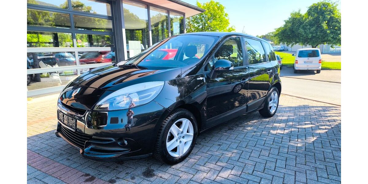 Renault Scenic 93.000 km 6.800 &euro; Lügde 32676