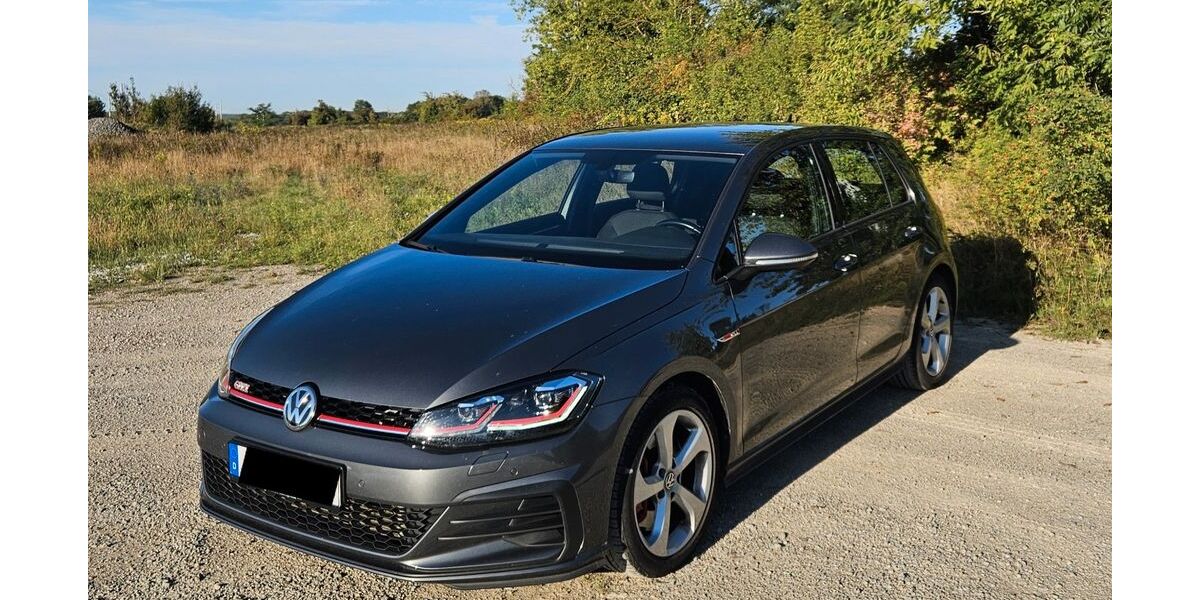 VW Golf 41.000 km 25.000 &euro; Ilmtal-Weinstraße 99510