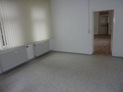 Gewerbeobjekt Weißenfels - 4 Zimmer, 120 m&sup2;, 936&euro; | Angebot:25669891