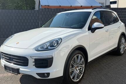 Porsche Cayenne 119.234 km 29.900 &euro; Schloß Holte-Stukenbrock 33758