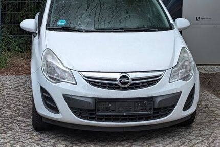 Opel Corsa 215.000 km 1.500 &euro; Möllenbeck 17237