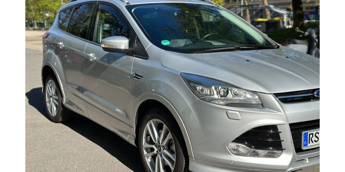 Ford Kuga 115.000 km 11.700 &euro; Remscheid 42897