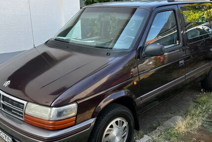 Chrysler Voyager 260.000 km 4.500 &euro; Darmstadt 64291
