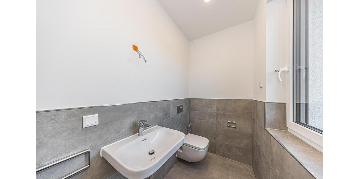 Reihenhaus Taucha - 5 Zimmer, 132 m&sup2;, 1.700&euro; | Angebot:25381914