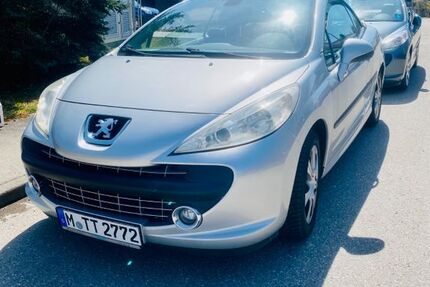 Peugeot 207 156.889 km 2.200 &euro; München 80339