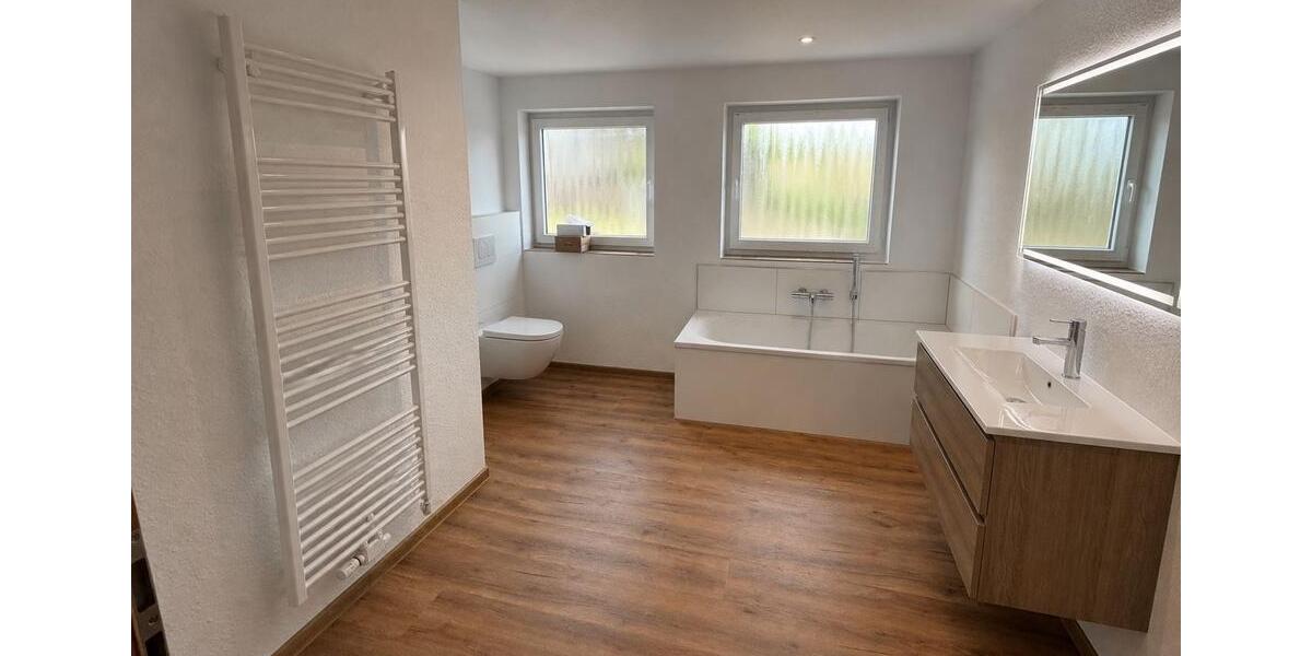 Erdgeschoßwohnung Großheide - 2 Zimmer, 105 m&sup2;, 900&euro; | Angebot:26415891