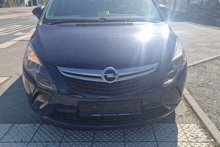 Opel Zafira 290.000 km 3.400 &euro; Frankfurt 60486