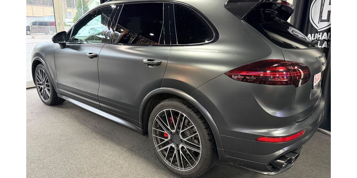 Porsche Cayenne 94.000 km 44.990 &euro; Bad Saarow 15526