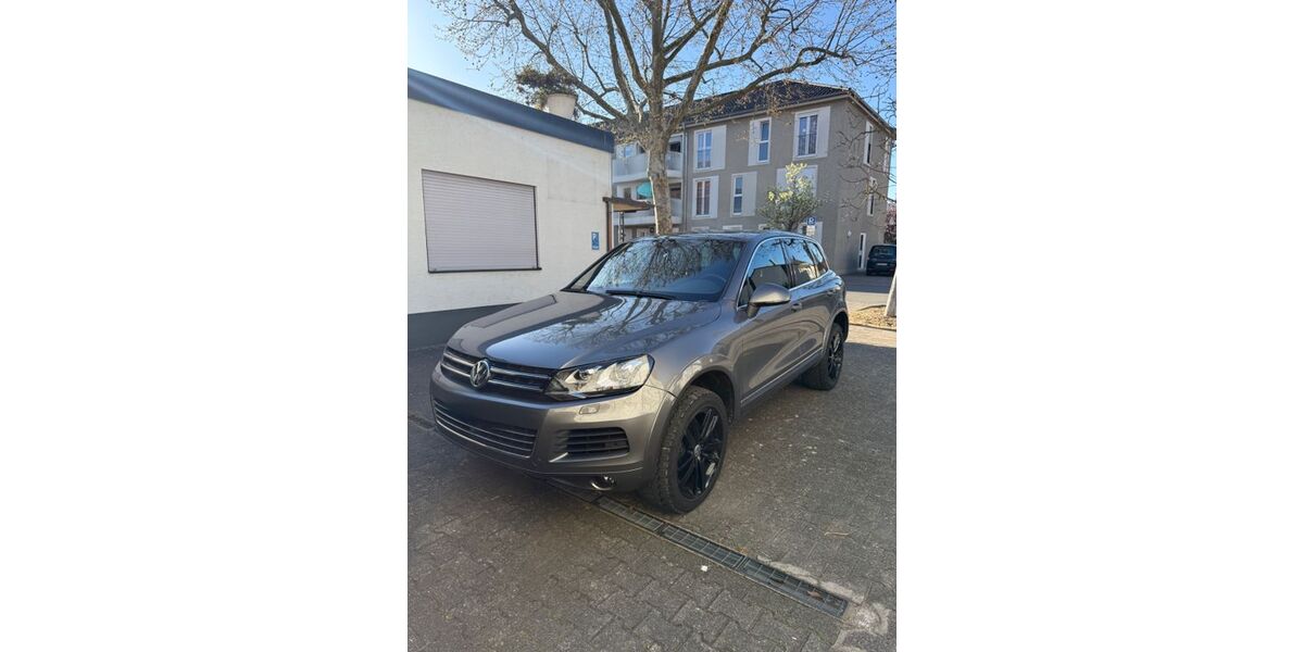 VW Touareg 241.870 km 16.000 &euro; Hockenheim 68766